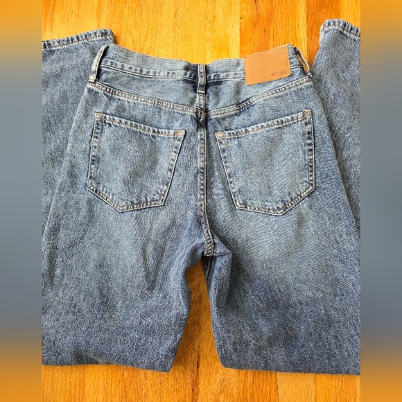 Aero 90's Baggy Straight Leg Jeans Size 00Reg - Picture 3 of 4